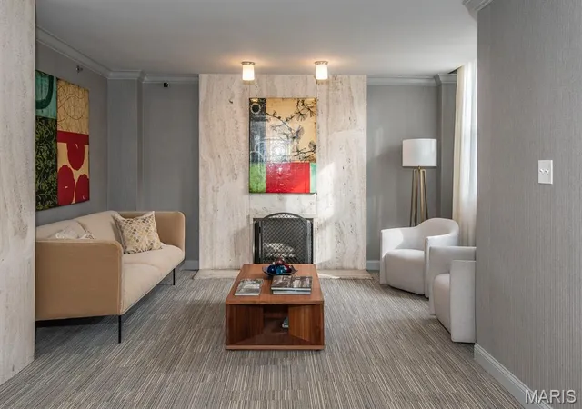 Photo 3 of Condo for sale at 725 S Skinker Blvd #7C, Saint Louis, MO 63105 | MLS# MIS26032374 | Listing updated on 2026-10-29
