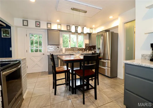 Photo 4 of Single family home for sale at 1104 Indian Creek Rd, Lebanon, MO 65536 | MLS# MIS26032379 | Listing updated on 2026-09-12