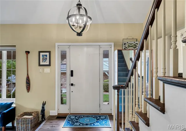 3rd image of 14932 Manor Lake Dr, Chesterfield, MO 63017 | MLS# MIS26032399