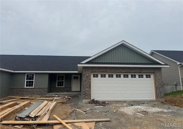 Homes for sale in Moscow Mills, MO | 270 Railroad St, Moscow Mills, MO 63362 | MLS# MIS26032400