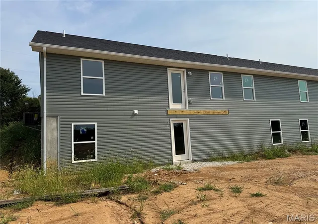 2nd image of 270 Railroad St, Moscow Mills, MO 63362 | MLS# MIS26032400