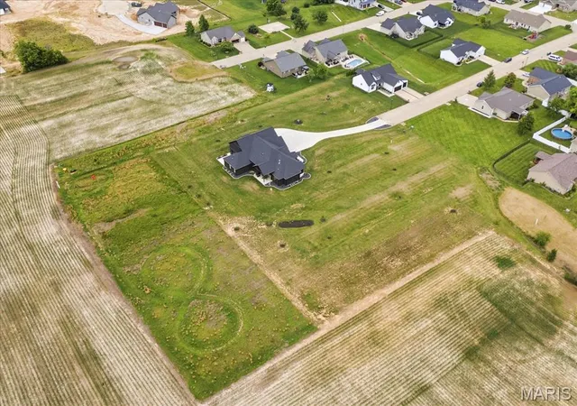 5th image of 422 Briarfest Dr, Millstadt, IL 62260 | MLS# MIS26032436