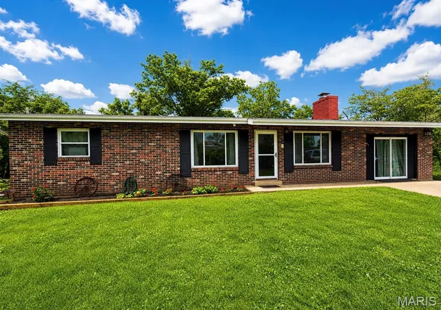 Homes for sale in Arcadia, MO | 103 S College St, Arcadia, MO 63621 | MLS# MIS26032451