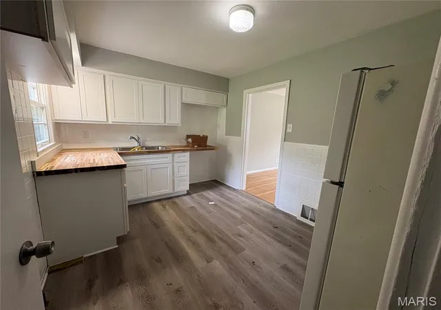 Photo 3 of Single family home for sale at 517 Teston Dr, Saint Louis, MO 63135 | MLS# MIS26032464 | Listing updated on 2026-07-16