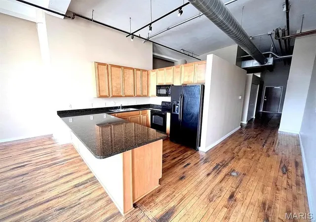 2nd image of 1520 Washington Ave #R616, Saint Louis, MO 63103 | MLS# MIS26032473