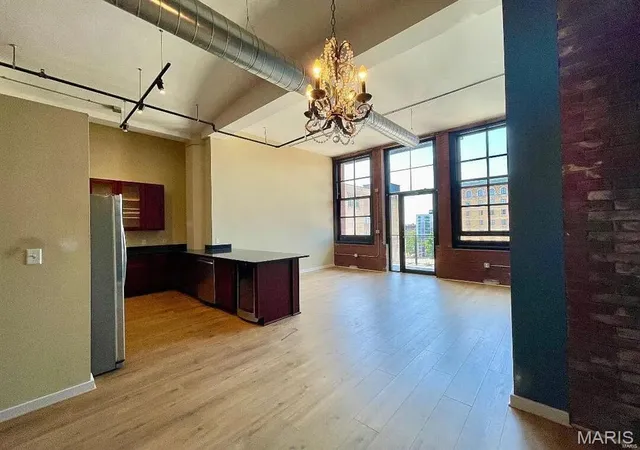 4th image of 1520 Washington Ave #R617, Saint Louis, MO 63103 | MLS# MIS26032474