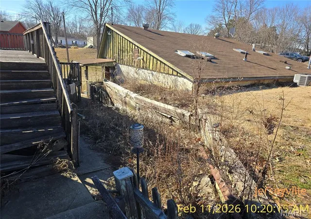 Homes for sale in Jerseyville, IL | 17036 Apache Dr, Jerseyville, IL 62052 | MLS# MIS26032497