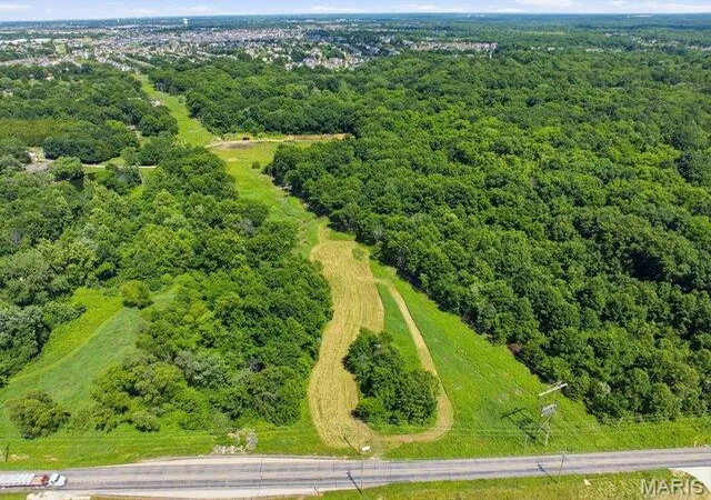 3rd image of 2580 Hopewell Rd, Wentzville, MO 63385 | MLS# MIS26032509