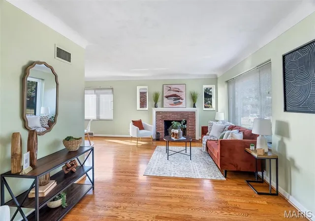 Photo 3 of Single family home for sale at 5426 Mardel Ave, Saint Louis, MO 63109 | MLS# MIS26032514 | Listing updated on 2026-10-28