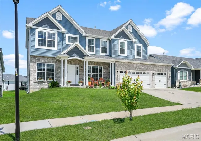 Photo 3 of Single family home for sale at 228 Wayfair Lndg, Saint Charles, MO 63301 | MLS# MIS26032572 | Listing updated on 2026-09-12