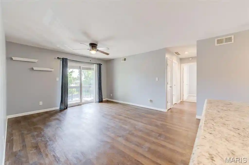 Listing Photo 2 - Condo for sale in 4222 Kay Ln located at 4222 Kay Ln, St. Louis, MO 63123 - Unit 4222 Kay Ln