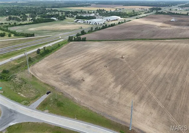 5th image of 2338 S Acres Dr, Sikeston, MO 63801 | MLS# MIS26032652