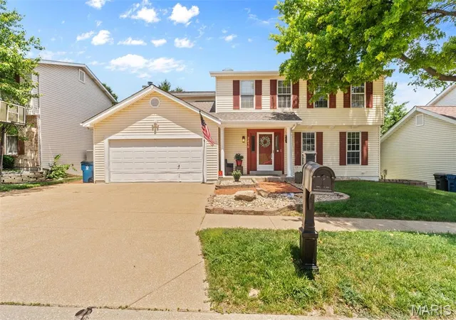 Homes for sale in Florissant, MO | 2430 Riverwood Trails Dr, Florissant, MO 63031 | MLS# MIS26032752
