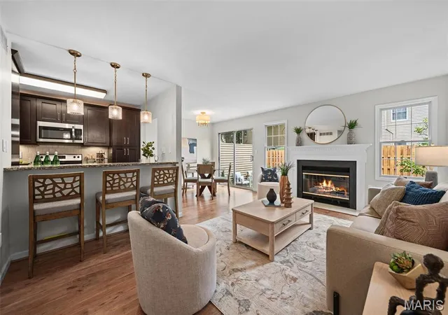 4th image of 1743 Blue Oak Dr, Chesterfield, MO 63017 | MLS# MIS26032762