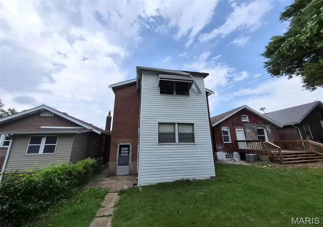Photo 3 of Multi family home for sale at 3512 Lincoln Ave, St Louis, MO 63121 | MLS# MIS26032784 | Listing updated on 2026-09-21