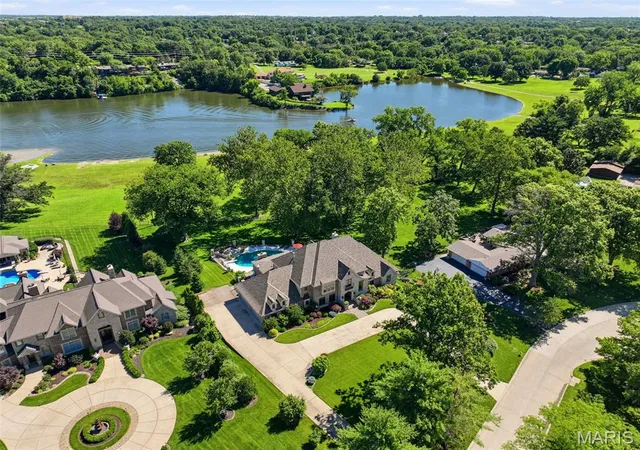 89th image of 11701 Lakeshore Dr, Saint Louis, MO 63141 | MLS# MIS26032785