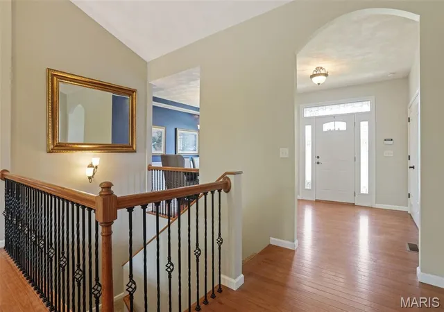 Photo 3 of Single family home for sale at 7348 Kindlewood Dr, Edwardsville, IL 62025 | MLS# MIS26032792 | Listing updated on 2026-10-23