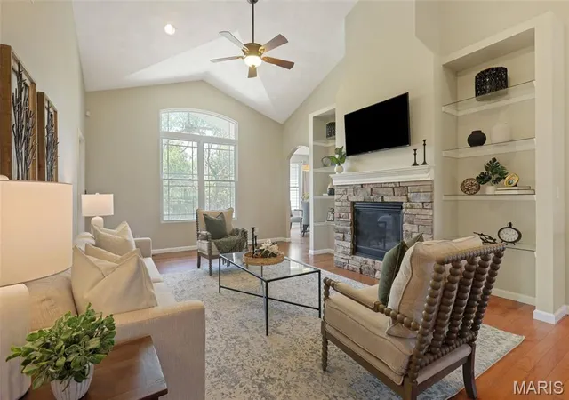 Photo 4 of Single family home for sale at 7348 Kindlewood Dr, Edwardsville, IL 62025 | MLS# MIS26032792 | Listing updated on 2026-10-23