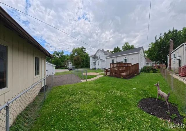 39th image of 3303 Roland Ave, Belleville, IL 62226 | MLS# MIS26032861