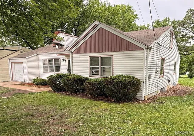 Homes for sale in Bellefontaine Nghbrs, MO | 1047 Forest Home Dr, Bellefontaine Nghbrs, MO 63137 | MLS# MIS26032923