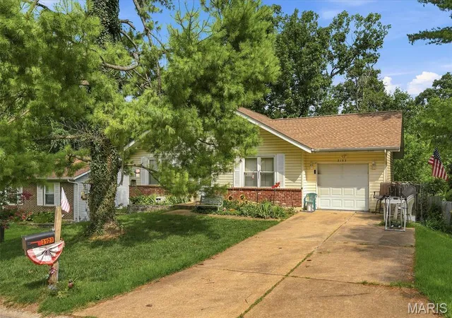 2nd image of 2103 Timber Ln, Barnhart, MO 63012 | MLS# MIS26032928