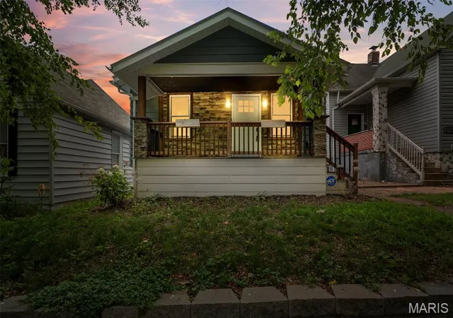 Homes for sale in Saint Louis, MO | 4724 Hummel Ave, Saint Louis, MO 63116 | MLS# MIS26032989