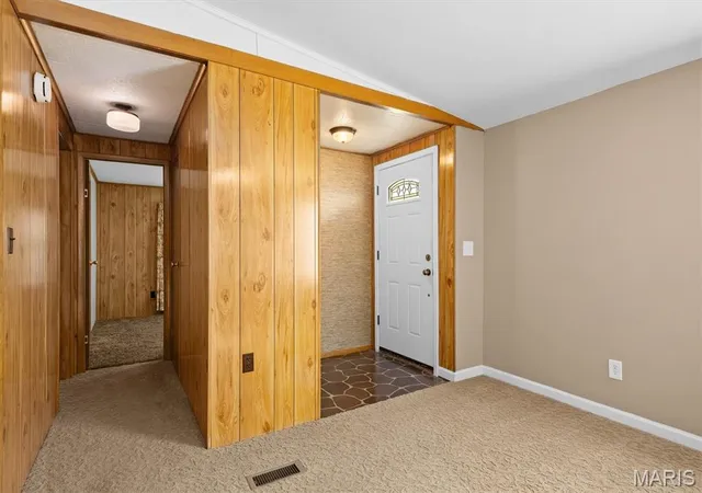 Photo 3 of Manufactured home for sale at 2312 N Second St, Mascoutah, IL 62258 | MLS# MIS26032992 | Listing updated on 2026-06-15