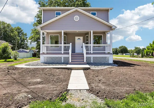 Homes for sale in Livingston, IL | 517 Sarah St, Livingston, IL 62058 | MLS# MIS26032997