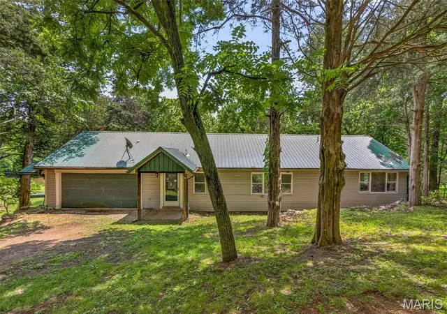 1st image of 554 Point Rd, Farmington, MO 63640 | MLS# MIS26033046