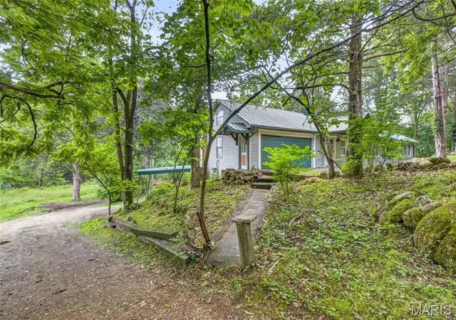4th image of 554 Point Rd, Farmington, MO 63640 | MLS# MIS26033046