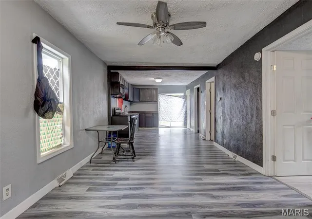 Homes for sale in Alton, IL | 2306 Elizabeth St, Alton, IL 62002 | MLS# MIS26033106