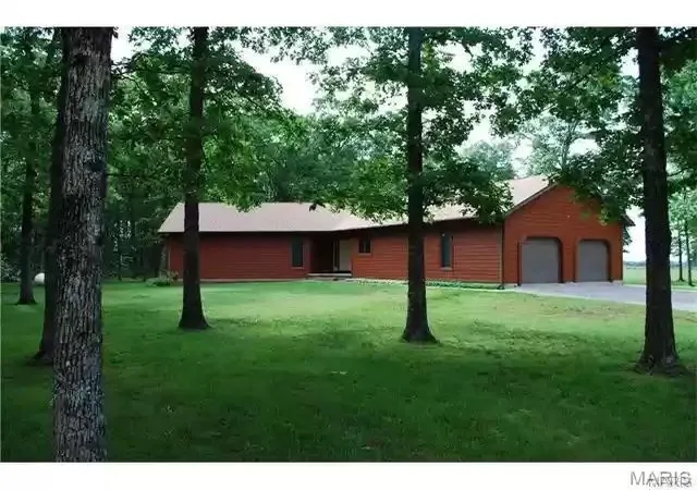 Homes for sale in Licking, MO | 18973 Dixon Rd, Licking, MO 65542 | MLS# MIS26033125