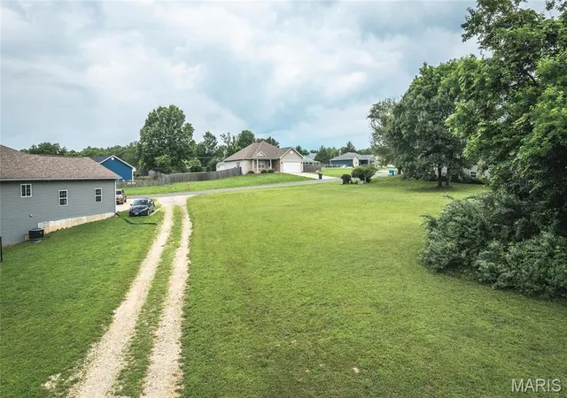 Homes for sale in Rolla, MO | 10375 Summerfield Dr, Rolla, MO 65401 | MLS# MIS26033132