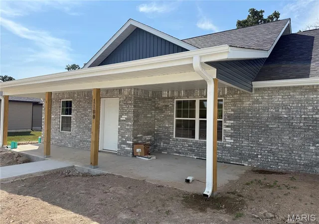 2nd image of 1100 Daytona Dr, Lebanon, MO 65536 | MLS# MIS26033148