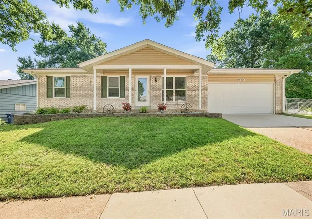 Homes for sale in Unincorporated, MO | 704 Rockshire Dr, Unincorporated, MO 63026 | MLS# MIS26033151