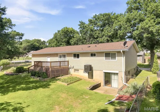Homes for sale in Unincorporated, MO | 704 Rockshire Dr, Unincorporated, MO 63026 | MLS# MIS26033151