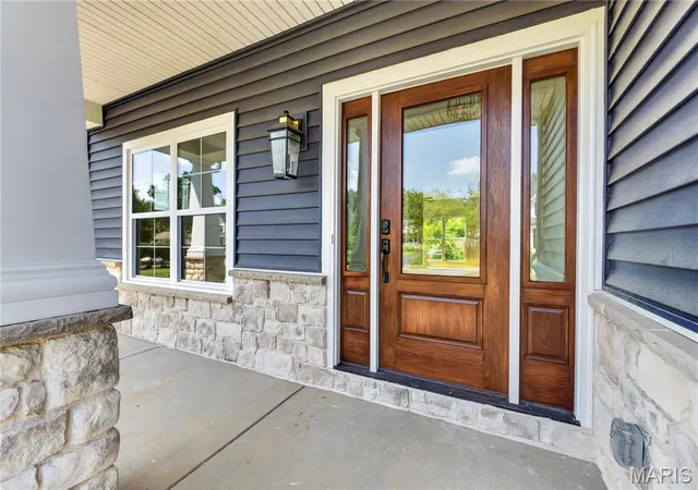 4th image of 923 Poinsetta Ln, Saint Louis, MO 63122 | MLS# MIS26033194