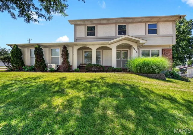 Homes for sale in Oakville, MO | 2902 Flameglow Dr, Oakville, MO 63129 | MLS# MIS26033264