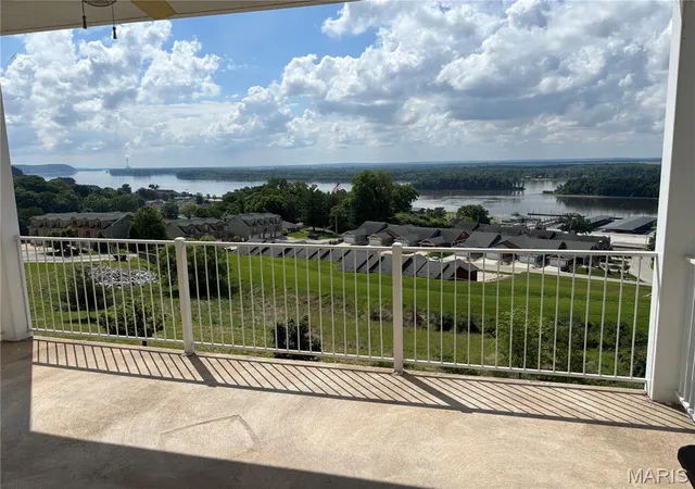 Photo 2 of Single family home for sale at 401 Timber Ridge Dr #18, Grafton, IL 62037 | MLS# MIS26033274 | Listing updated on 2026-10-22