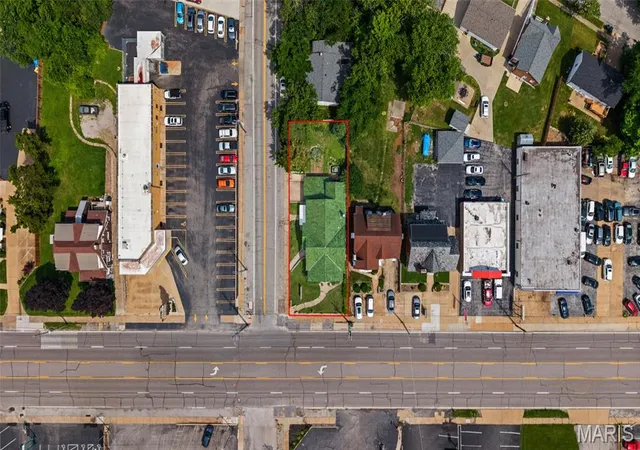 16th image of 8923 Gravois Rd, Saint Louis, MO 63123 | MLS# MIS26033287
