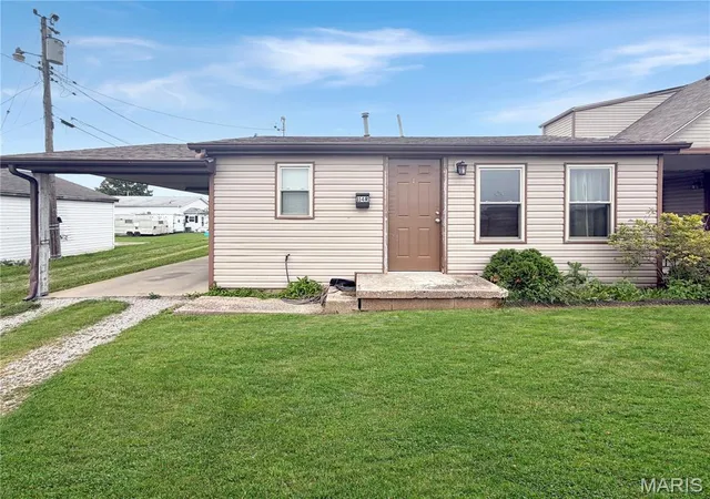 4th image of 114 Park Ave, Dupo, IL 62239 | MLS# MIS26033351