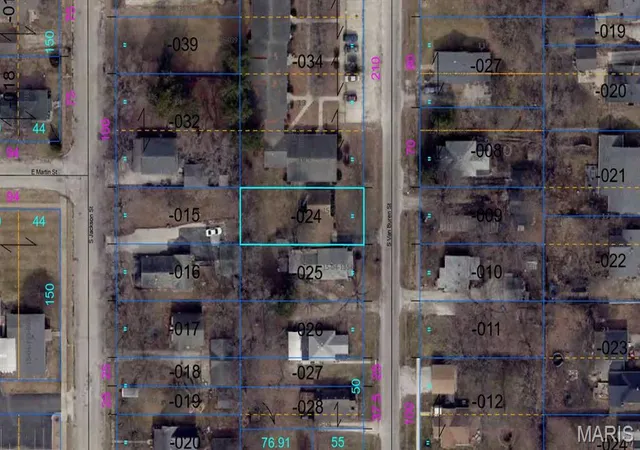 Homes for sale in Litchfield, IL | 405 S Van Buren St, Litchfield, IL 62056 | MLS# MIS26033420