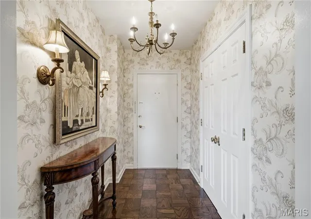 Homes for sale in Clayton, MO | 710 S Hanley Rd #10B, Clayton, MO 63105 | MLS# MIS26033427