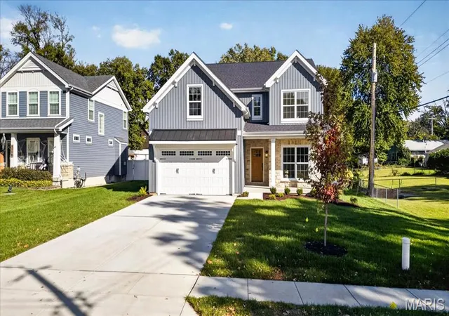 Photo 2 of Single family home for sale at 1112 Missouri Ave, Kirkwood, MO 63122 | MLS# MIS26033462 | Listing updated on 2026-10-23