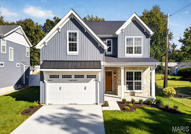Photo 3 of Single family home for sale at 1112 Missouri Ave, Kirkwood, MO 63122 | MLS# MIS26033462 | Listing updated on 2026-10-23