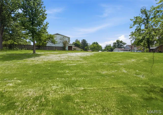 4th image of 3 Summit Station, Saint Charles, MO 63303 | MLS# MIS26033577