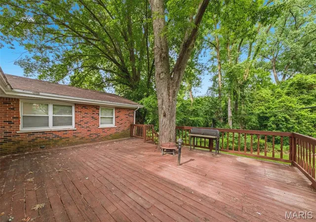 45th image of 1219 Hobson Dr, Saint Louis, MO 63135 | MLS# MIS26033589