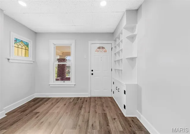 Photo 3 of Single family home for sale at 4925 Delor St, Saint Louis, MO 63109 | MLS# MIS26033608 | Listing updated on 2026-10-09