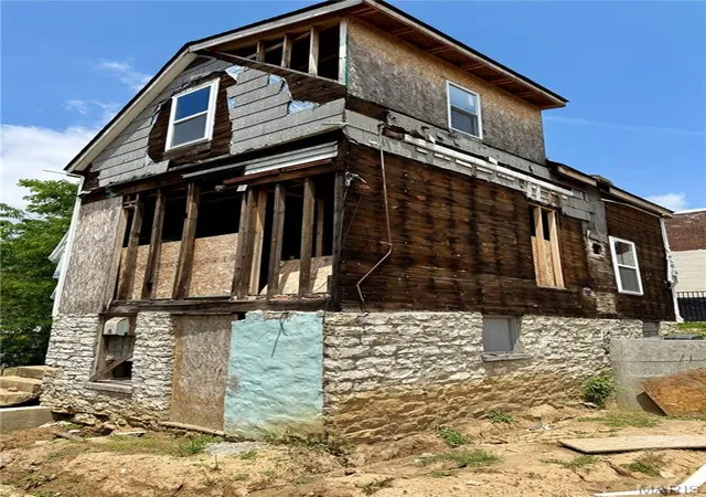2nd image of 5322 Michigan Ave, Saint Louis, MO 63111 | MLS# MIS26033610