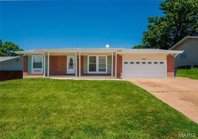 1st image of 4347 Varano Dr, Florissant, MO 63033 | MLS# MIS26033643